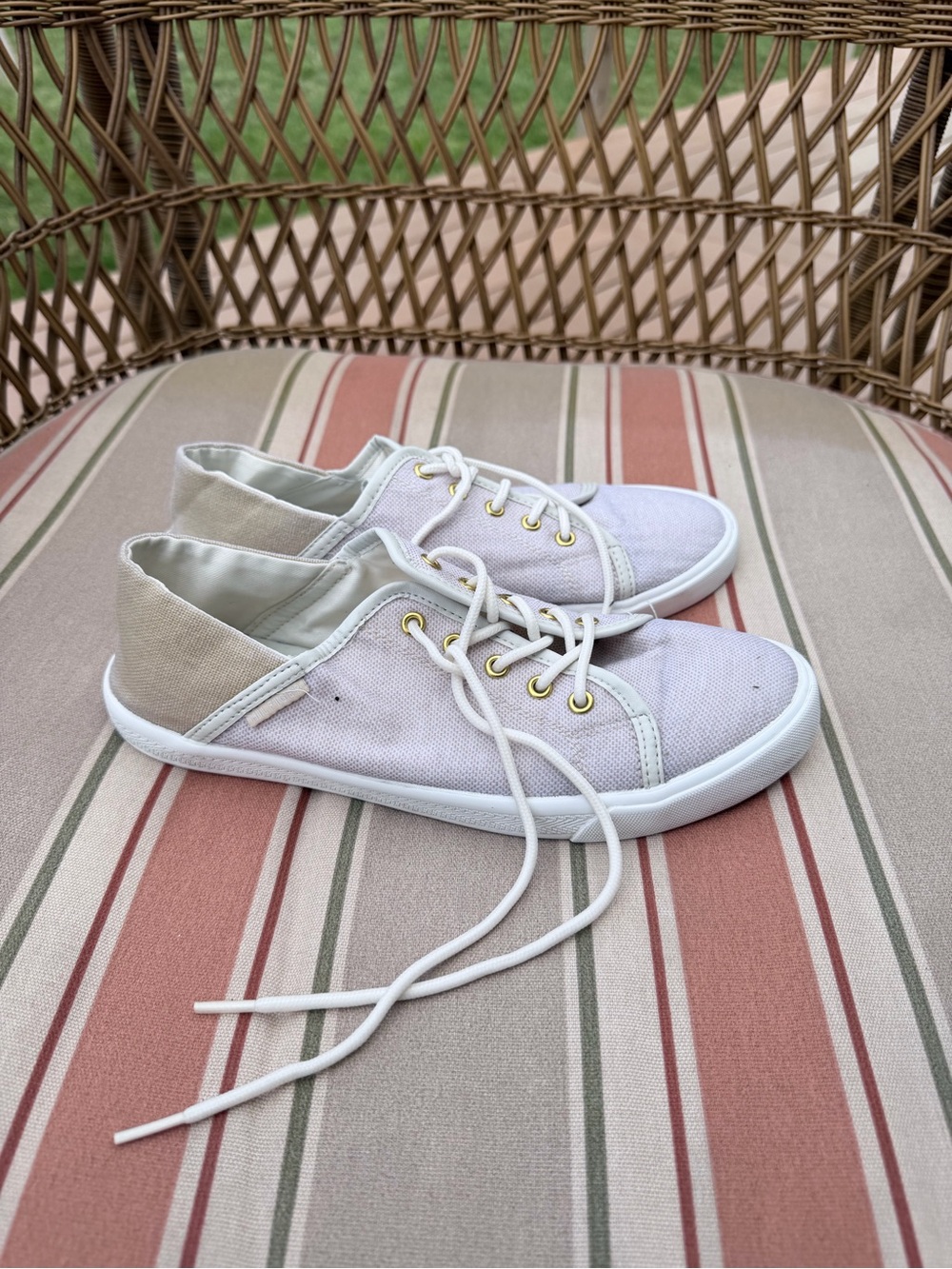 tommy hilfiger women’s size 8.5